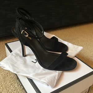 Larroude The Nyx Heel in Black 7.5. Box & dust bag included!